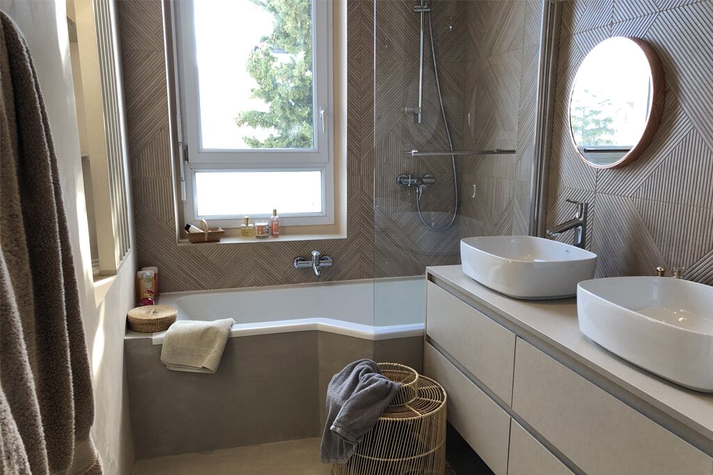 Shower, hair dryer