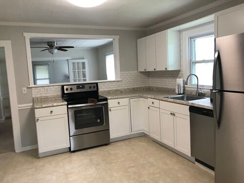 Forest City Farmhouse
** International Equestrian**
