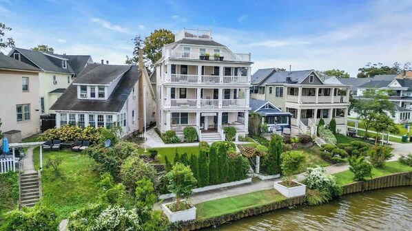 Exterior - Lakefront - Waterview Porches - Upstairs Unit-3BR (Neptune Township)