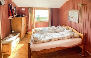 4 bedrooms, free WiFi