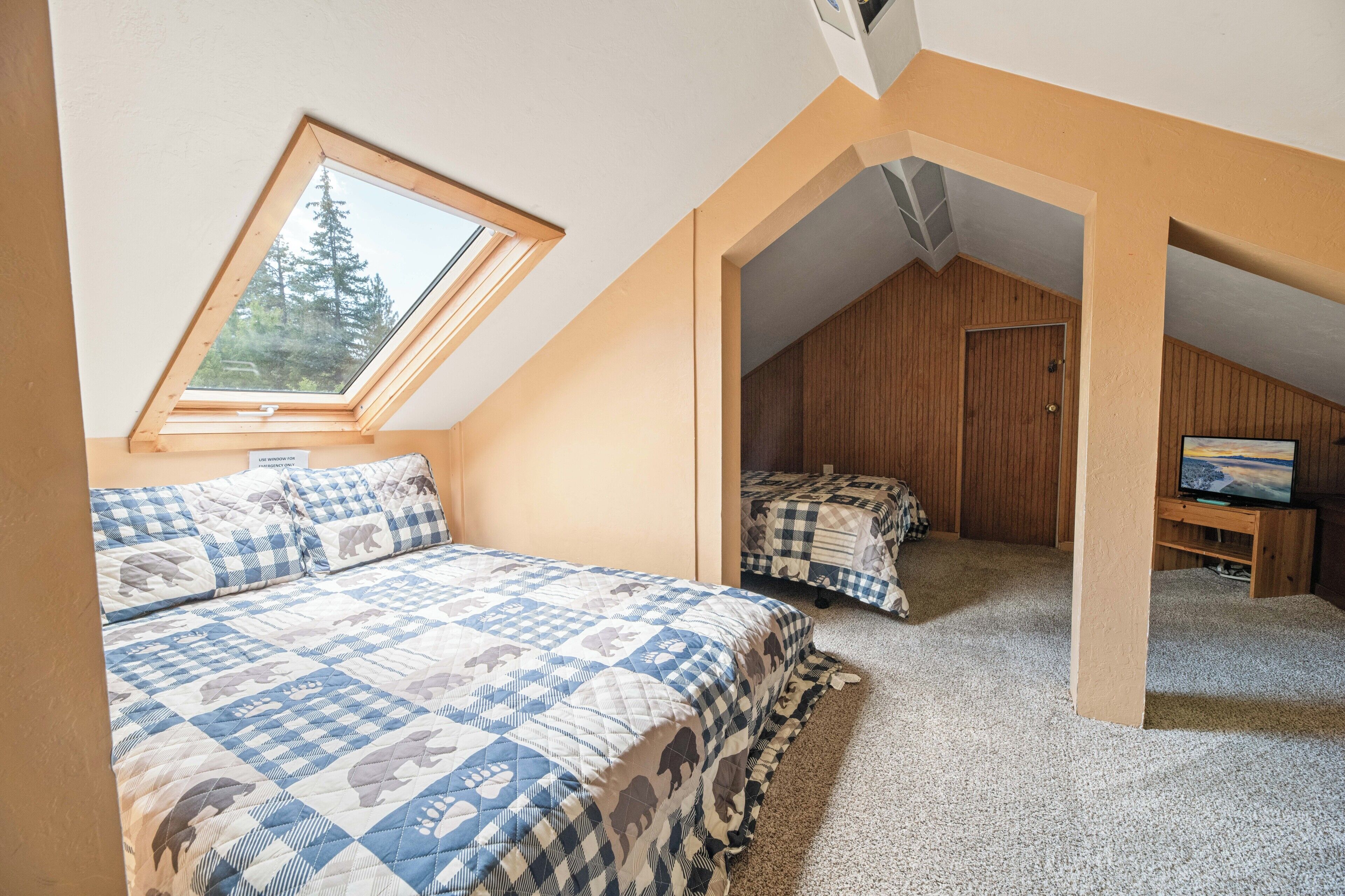 Basic Cabin | 5 bedrooms, WiFi (free)