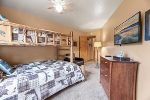 5 bedrooms, free WiFi - Bear Family Cabin (Big Bear Lake)