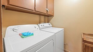Unclassified image, 2 of 29, button - Bear Family Cabin (Big Bear Lake)