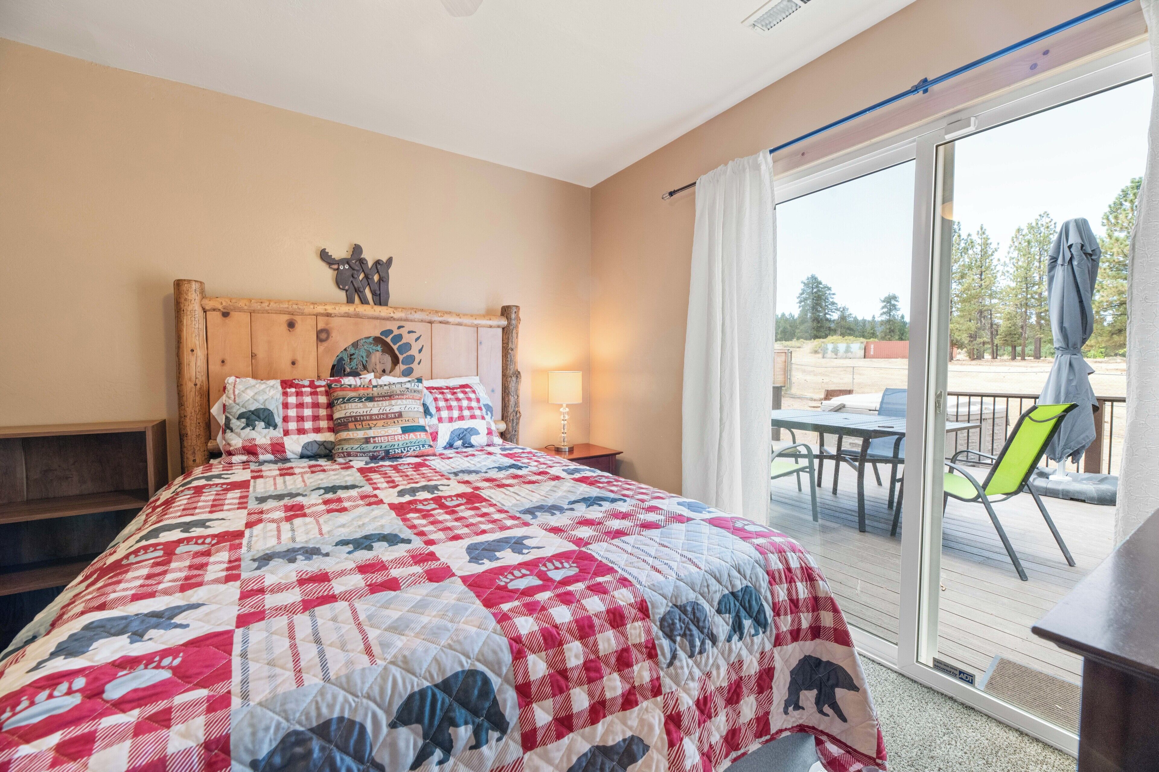 Basic Cabin | 5 bedrooms, WiFi (free)