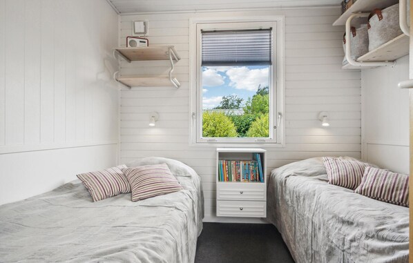 3 bedrooms, travel cot, free WiFi