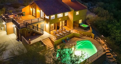 Desert Oasis: Heated Pool, Mini Golf, Hot Tub & Games