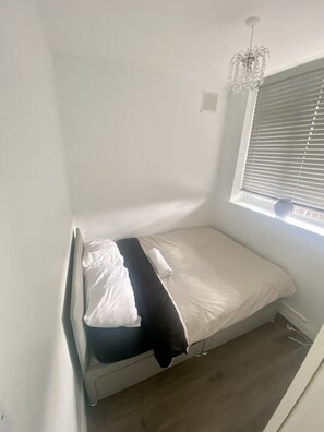 2 bedrooms, desk, WiFi, bed sheets - Comfy 2 bedroom apartment with balcony near Tottenham Hotspur Stadium (London)