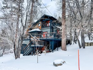 Exterior - Modern Moonridge Manor (Big Bear Lake)