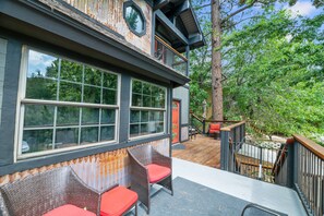 Basic Cabin | Terrace/patio
