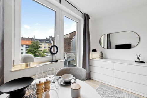 Modern apartment Wuppertal City* elevator* parking*