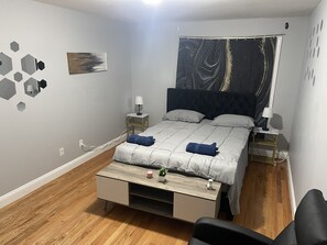 5 bedrooms, WiFi, bed sheets - Beautiful cozy huge place (Brooklyn)