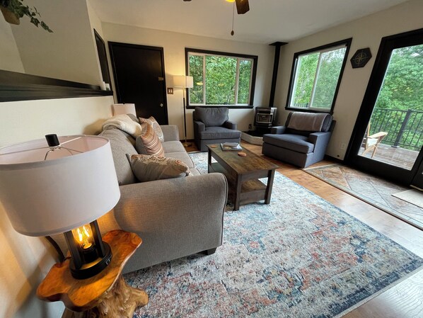 Smart TV, fireplace, video games