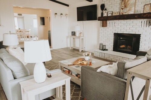 Cozy 3BR home near Mohican & Amish Country