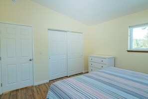 Basic Cabin | 3 bedrooms, free WiFi