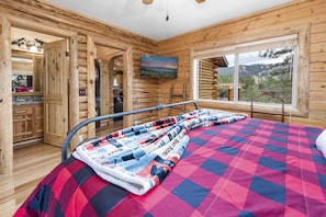 Basic Cabin - Moon Bear Lodge (Big Bear City)