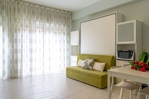 Fernseher
