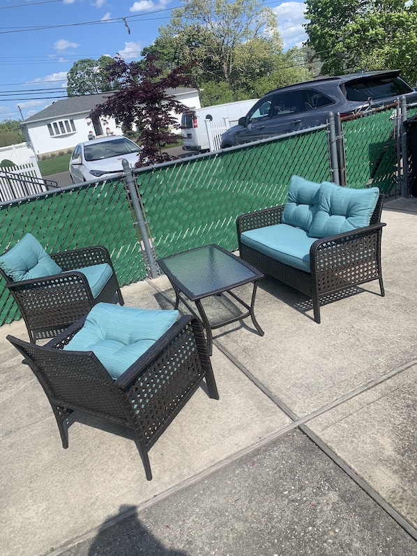 Property grounds - Two BR - Convenient Oasis (Deer Park)