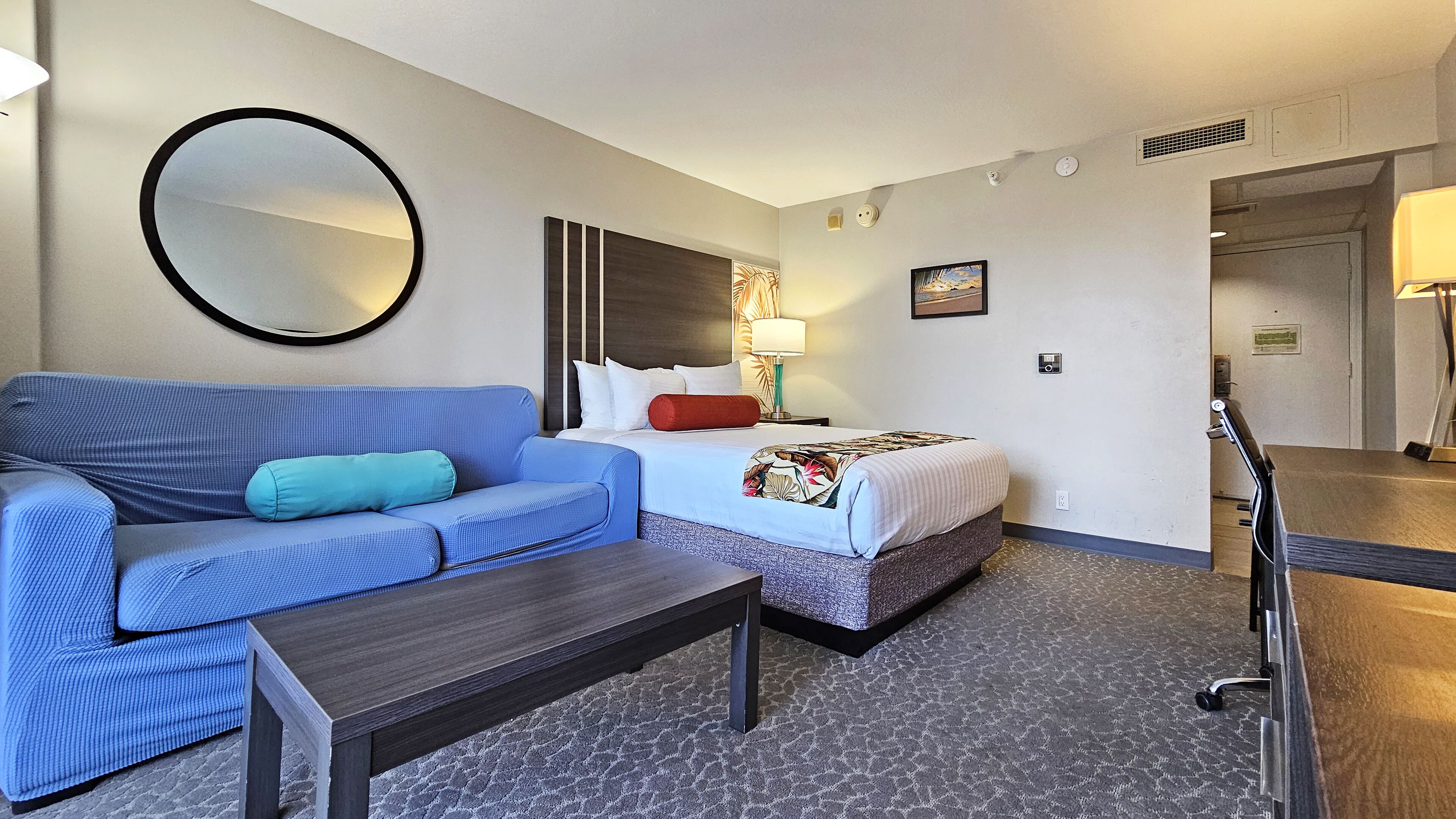 In-room safe, desk, iron/ironing board, free WiFi