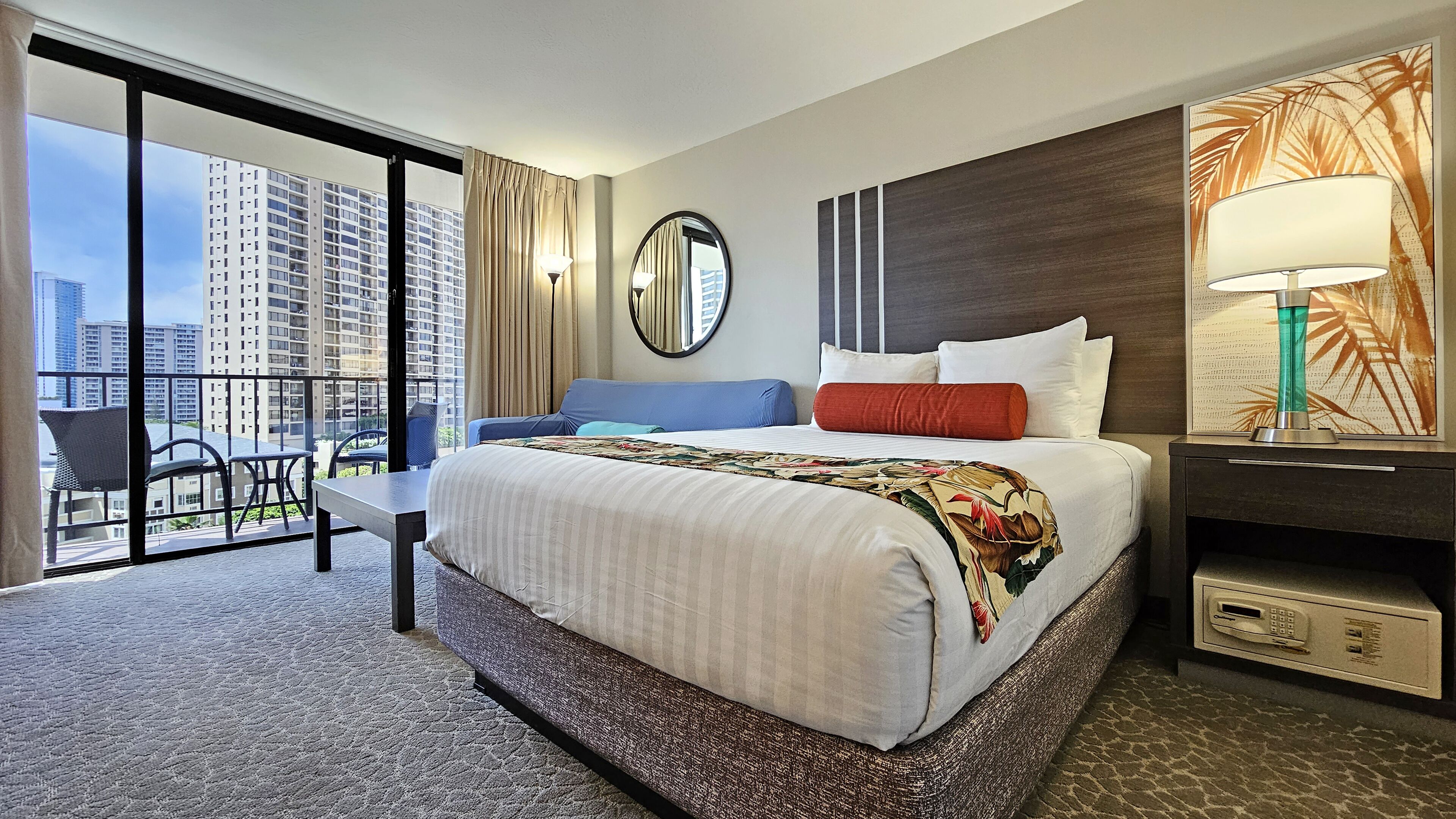 In-room safe, desk, iron/ironing board, free WiFi