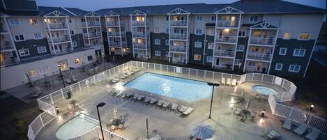 حمّام سباحة خارجي