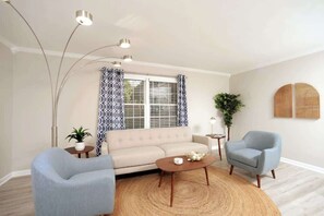 Smart TV, futbolito y tenis de mesa 