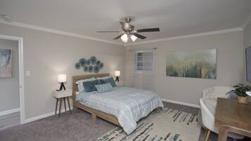 4 chambres, bureau, fer et planche à repasser, lit parapluie