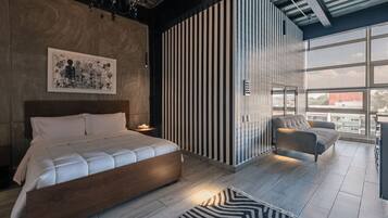 Desk, iron/ironing board, free WiFi, bed sheets