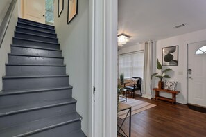 4 bedrooms - Atl Retreat Message for Summer Special (Chamblee)