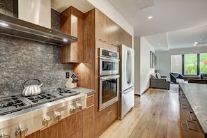 Leilighet, 2 soverom | Eget kjøkken | Kjøleskap, ovn og kaffetrakter/tekoker