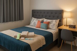 3 soverom, strykejern/-brett, wi-fi og sengetøy