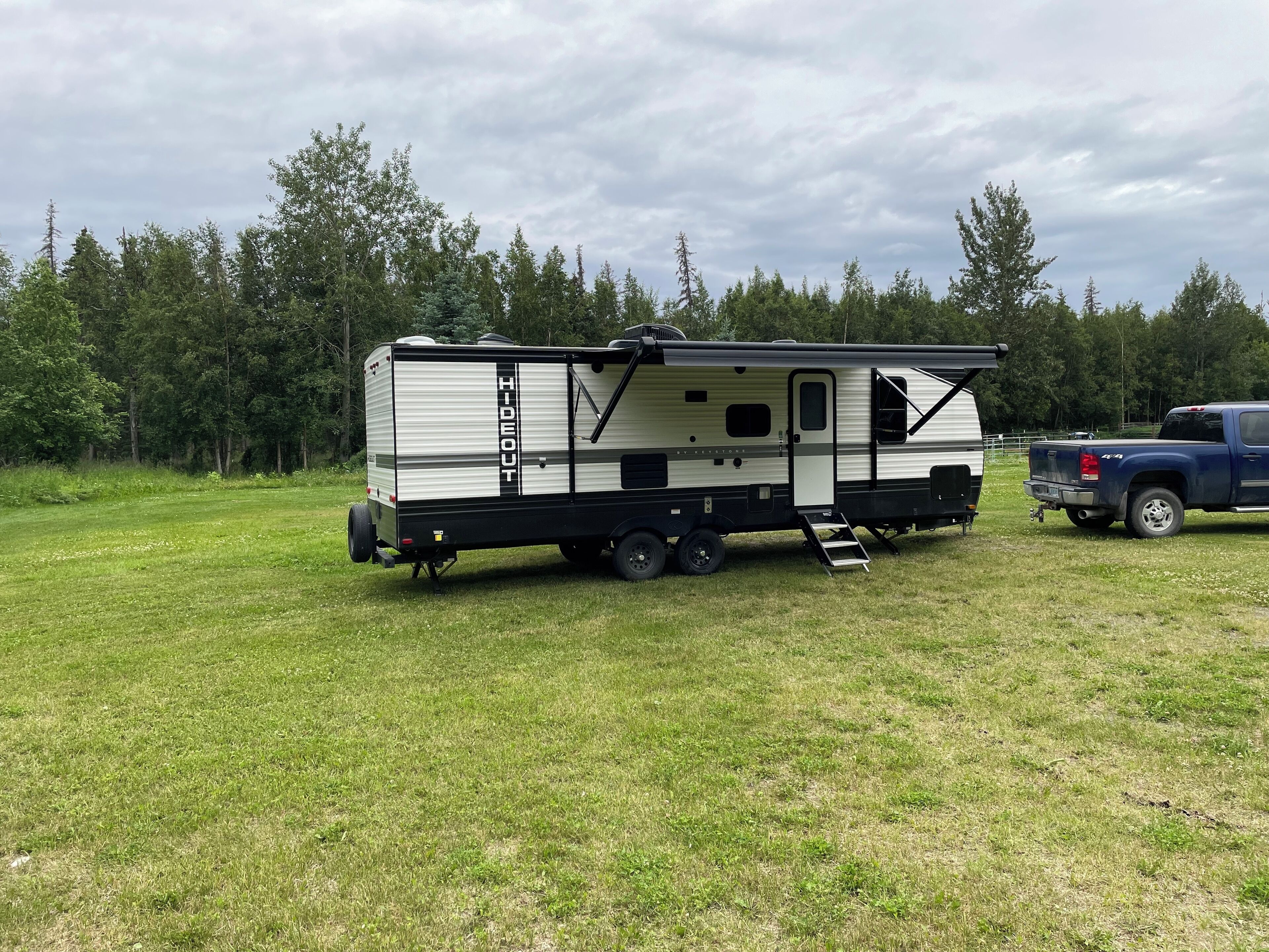 Camper trailer in quiet neighborhood near many Multi-use trails.