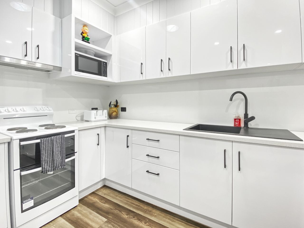 Fridge, microwave, dishwasher, toaster