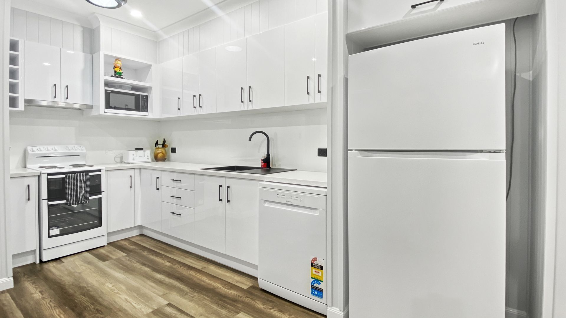 Fridge, microwave, dishwasher, toaster