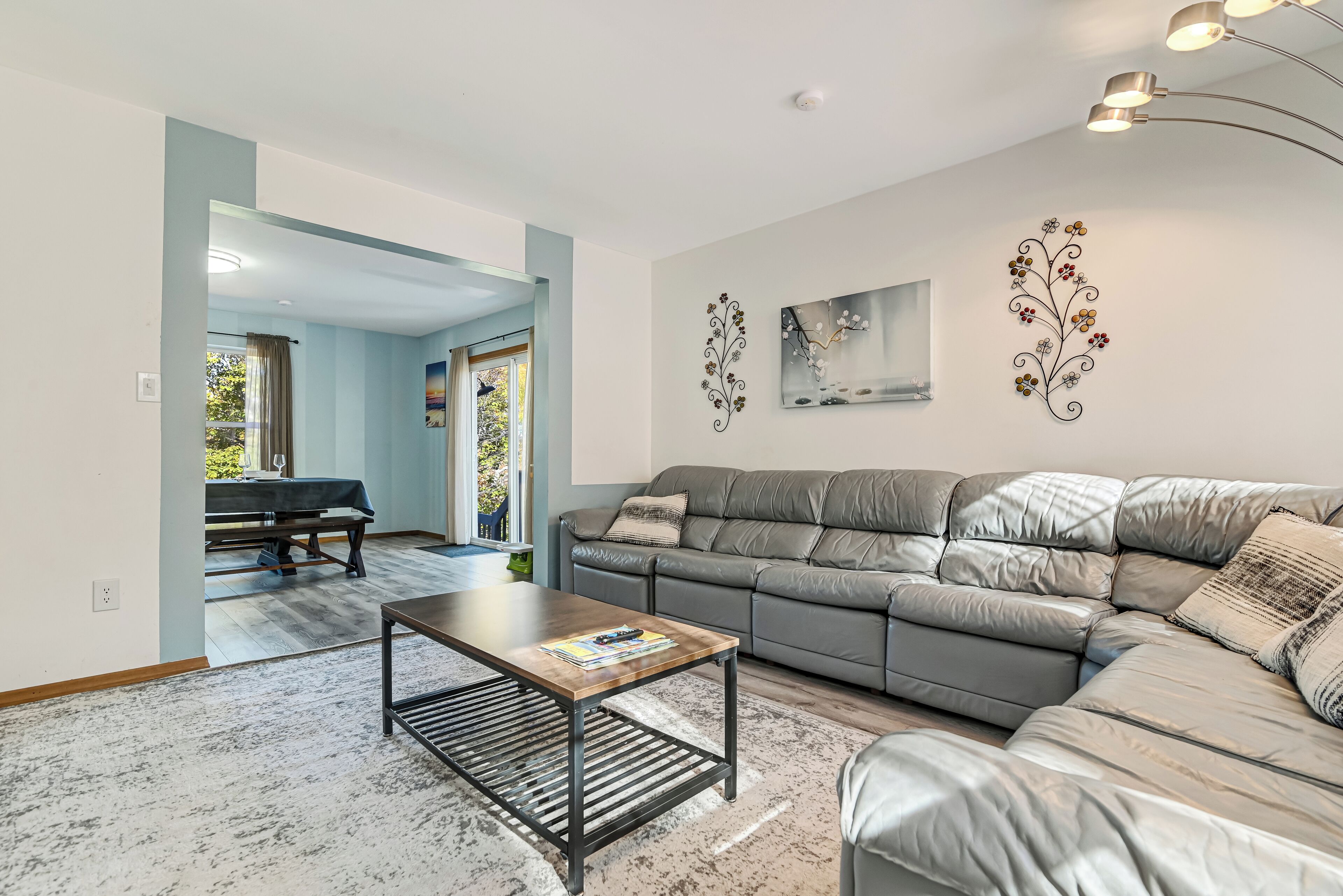 Smart-TV, peis, fotballspill og bordtennis