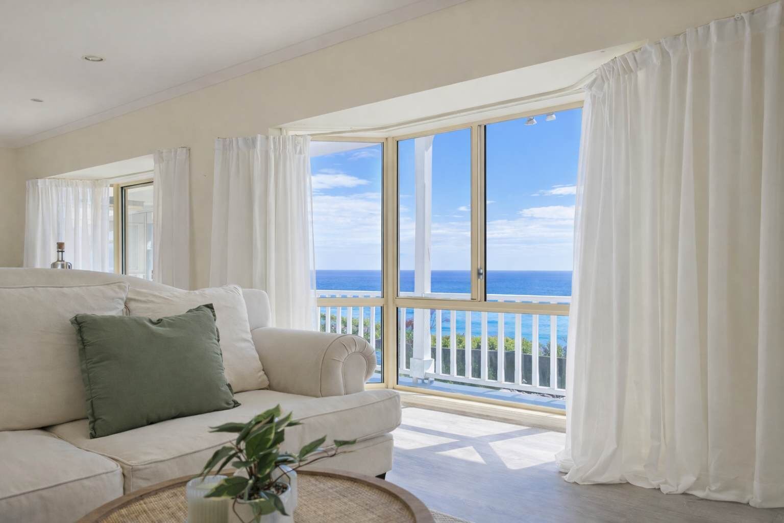 TV, Netflix, streaming services, offices