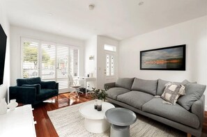 Télévision, Netflix, services de streaming, imprimantes