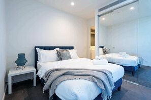 1 soverom, skrivebord, strykejern/-brett og wi-fi