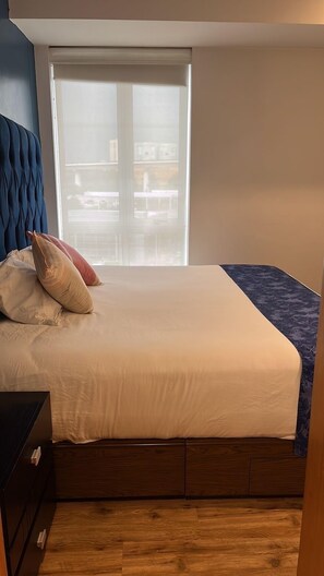 2 habitaciones, tabla de planchar con plancha y wifi gratis 
