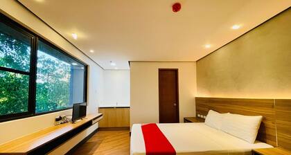 SPOT ON 1188 Motel Hoa Cam