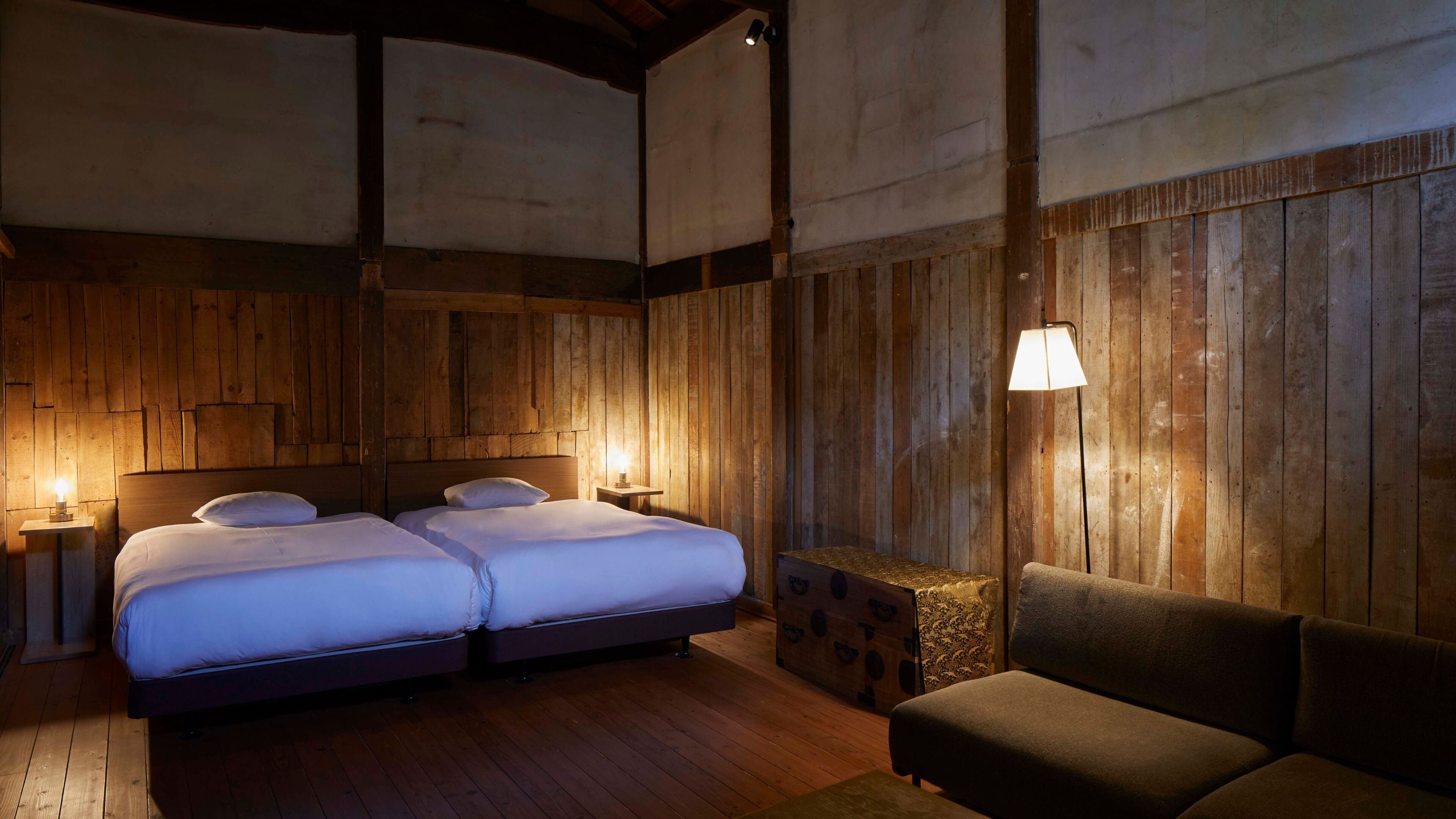 Standard Twin Room, Private Bathroom