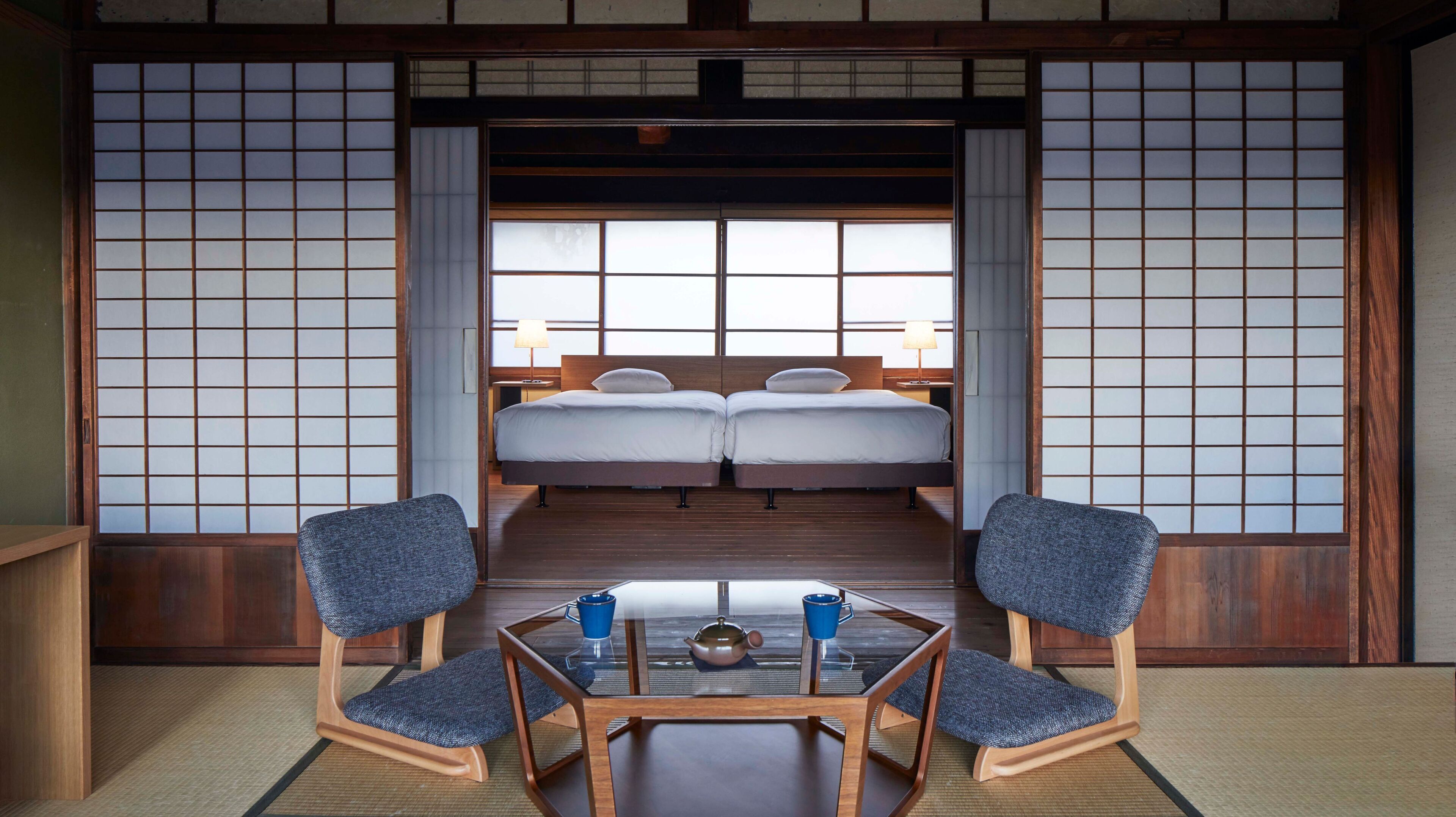 Caja de seguridad en la habitación y decoración personalizada 