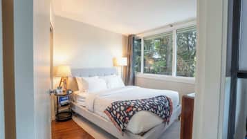 1 chambre, fer et planche à repasser, lit parapluie, Wi-Fi