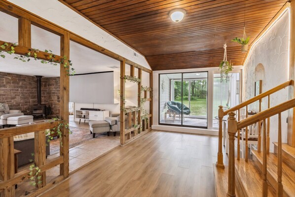 Interior - Peaceful 4BR Home w/ Fire Pit + Projector | Pets Welcome (Valley View)