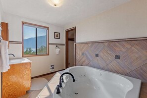 Hair dryer, towels - in United States of America, Bayview (Bayview)