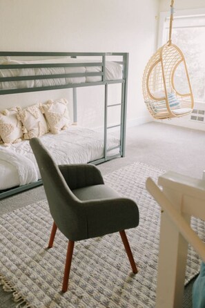 Desk, iron/ironing board, free WiFi, bed sheets