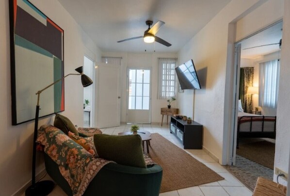 2 quartos, Wi-Fi de cortesia, roupa de cama