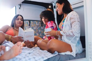 1 bedroom, desk, free WiFi, bed sheets