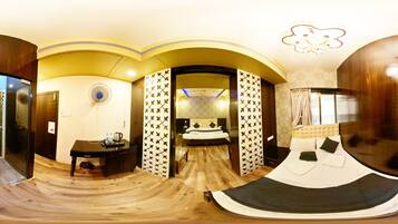 Basic Quadruple Room | Iron/ironing board, free WiFi