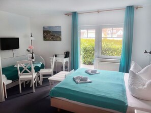 Familiekamer, 1 slaapkamer, terras | Geluiddichte muren, gratis wifi, beddengoed