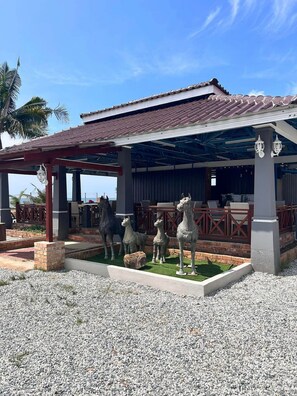 Front of property - OYO 90818 Cemara Puri Resort & Spa (Kuantan)